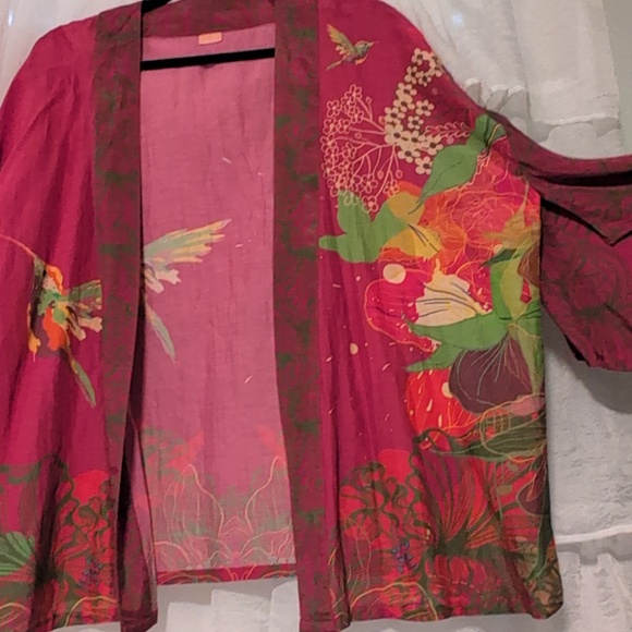 Powder Raspberry Colorway Hummingbirs Kimono - Picture 5 of 6